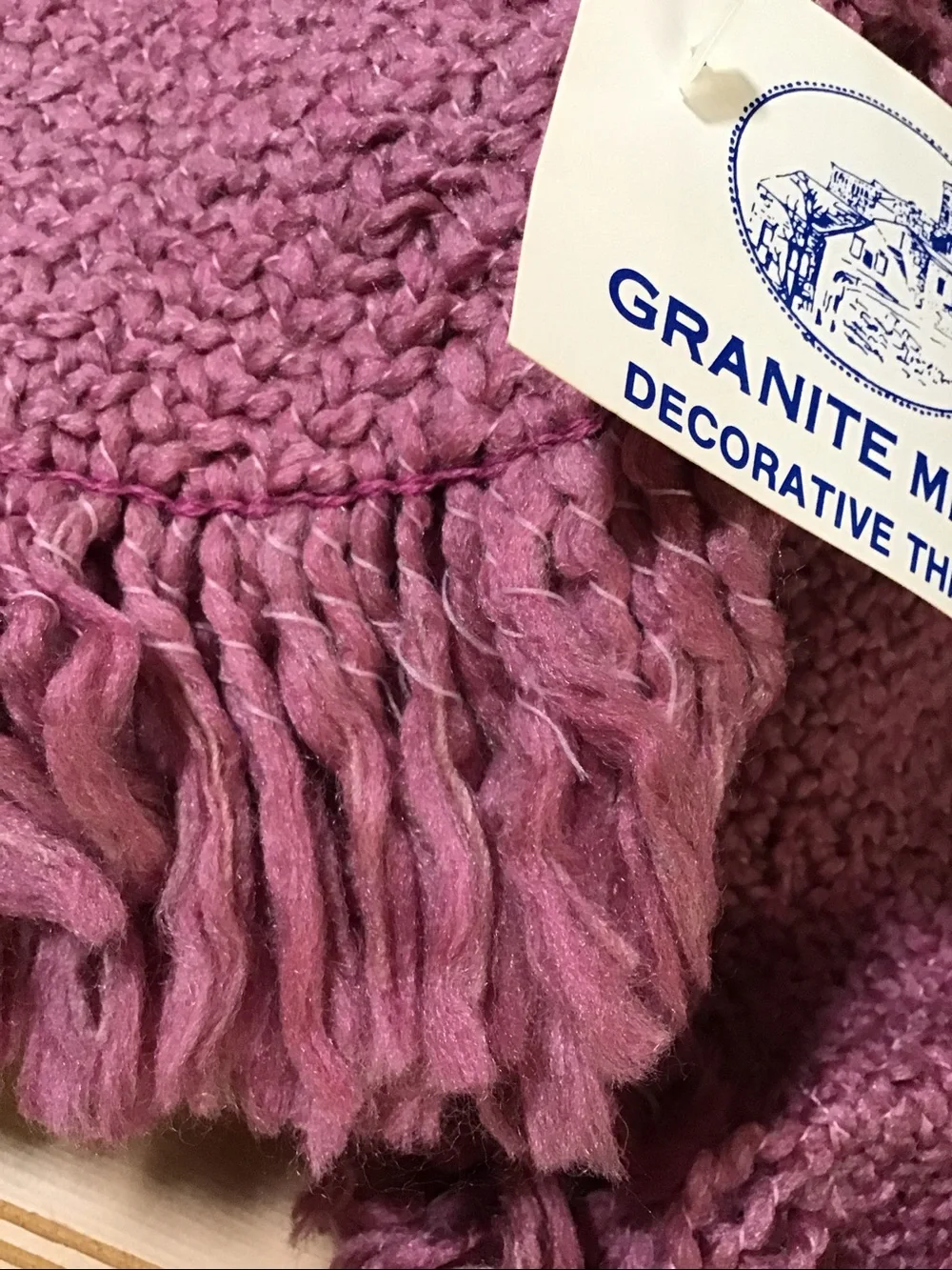 Vintage Granite Mills 100% Olefin Dusty Pink Purple Fringed Knit Throw Blanket